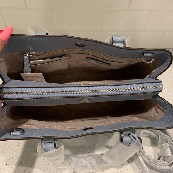 NWT Michael Kors Camille - Picture 2 of 6